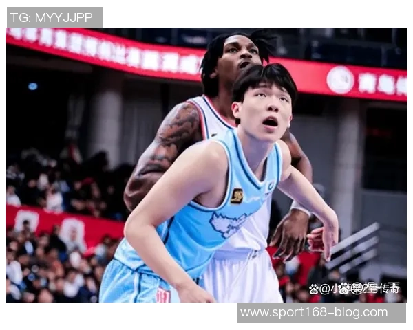 拓媒期待杨瀚森在5连客中每场稳定出战15分钟助力个人成长与球队表现